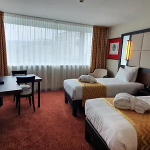 Hotel Nash Airport